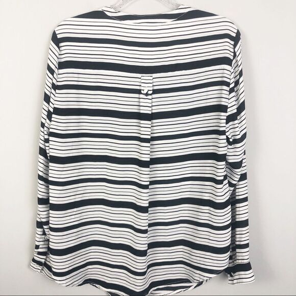 TORRID | Black & White Striped Blouse Women’s Plus Size 1X - Picture 6 of 8